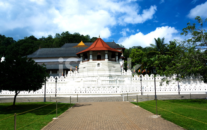 Temple of the Sacred Tooth Relic, Kandy